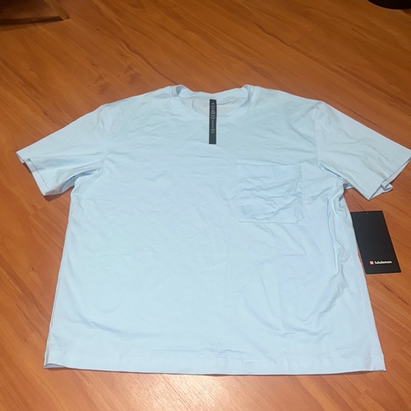 Lululemon Short Sleeve Tee